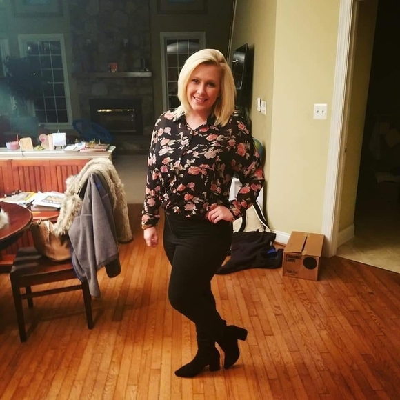 Meet your Posher, Brogan - Picture 1 of 1